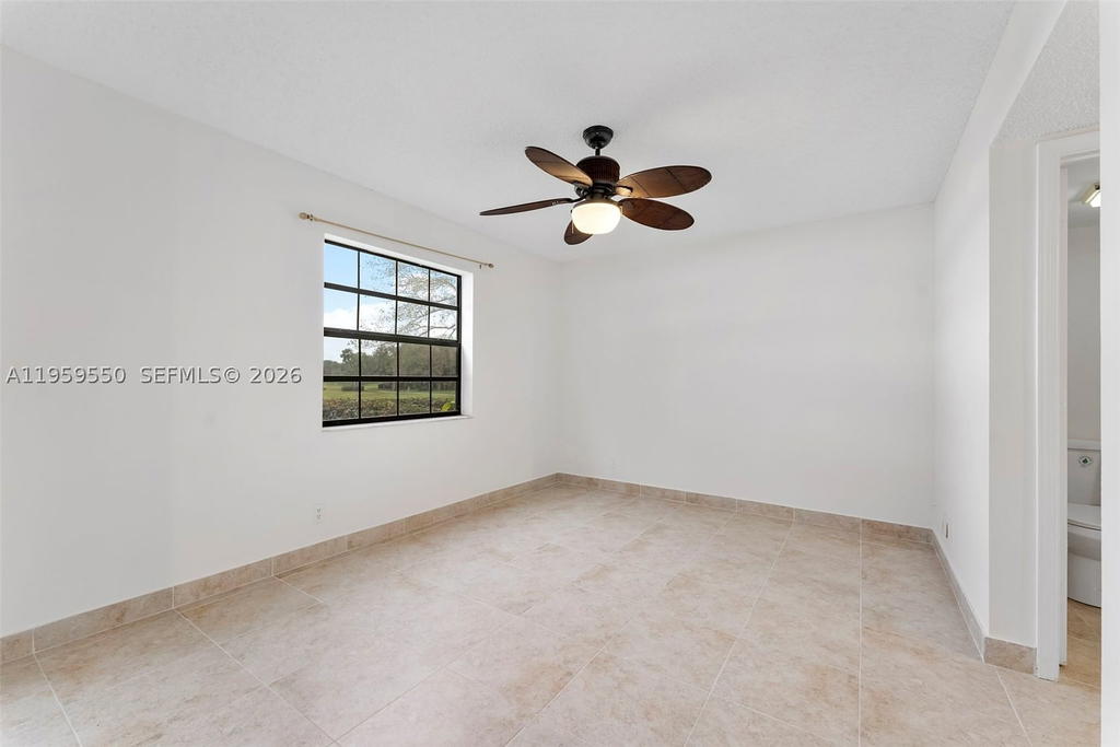 Real estate property located at 3150 Leewood Ter L124, Palm Beach, Lake Windwood Condo, Boca Raton, FL