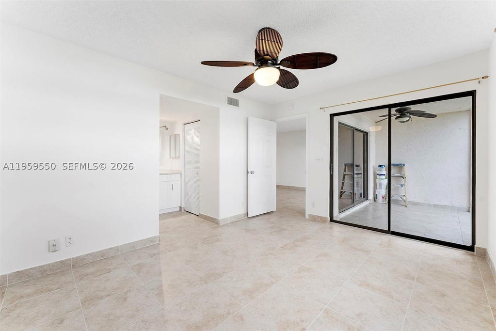 Real estate property located at 3150 Leewood Ter L124, Palm Beach, Lake Windwood Condo, Boca Raton, FL
