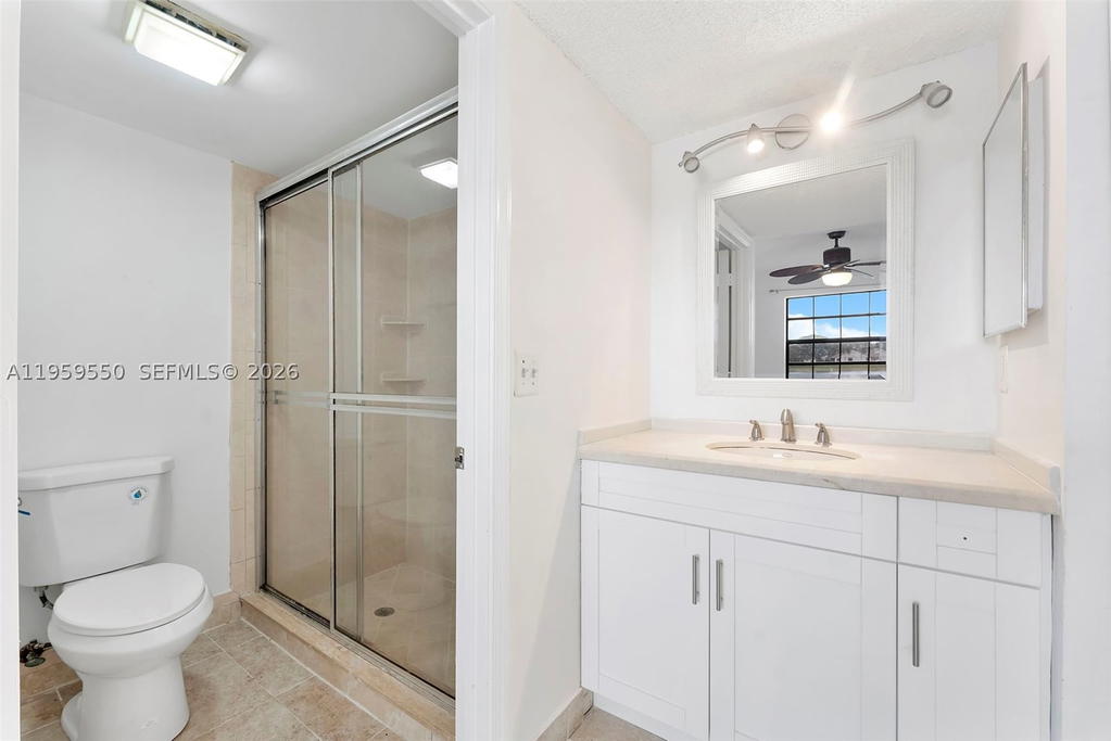 Real estate property located at 3150 Leewood Ter L124, Palm Beach, Lake Windwood Condo, Boca Raton, FL