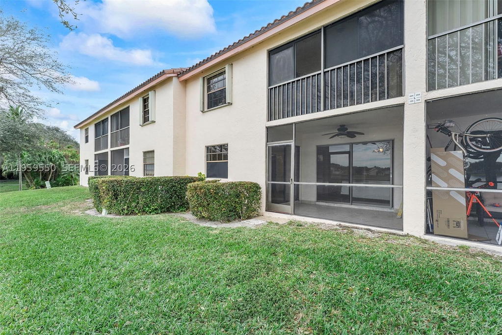 Real estate property located at 3150 Leewood Ter L124, Palm Beach, Lake Windwood Condo, Boca Raton, FL