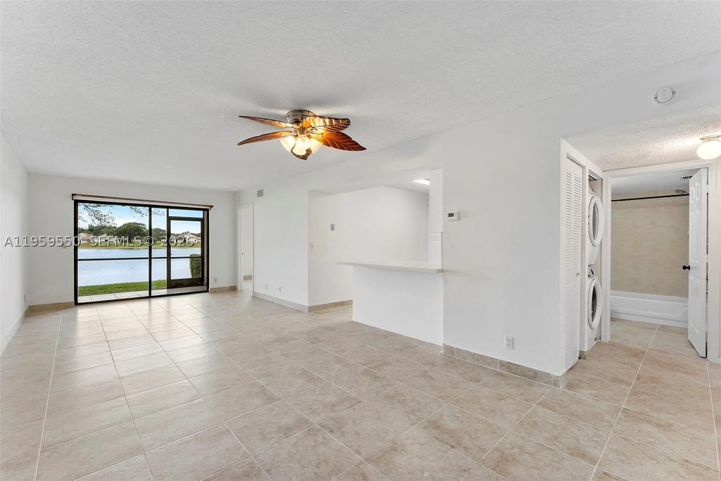 Real estate property located at 3150 Leewood Ter L124, Palm Beach, Lake Windwood Condo, Boca Raton, FL