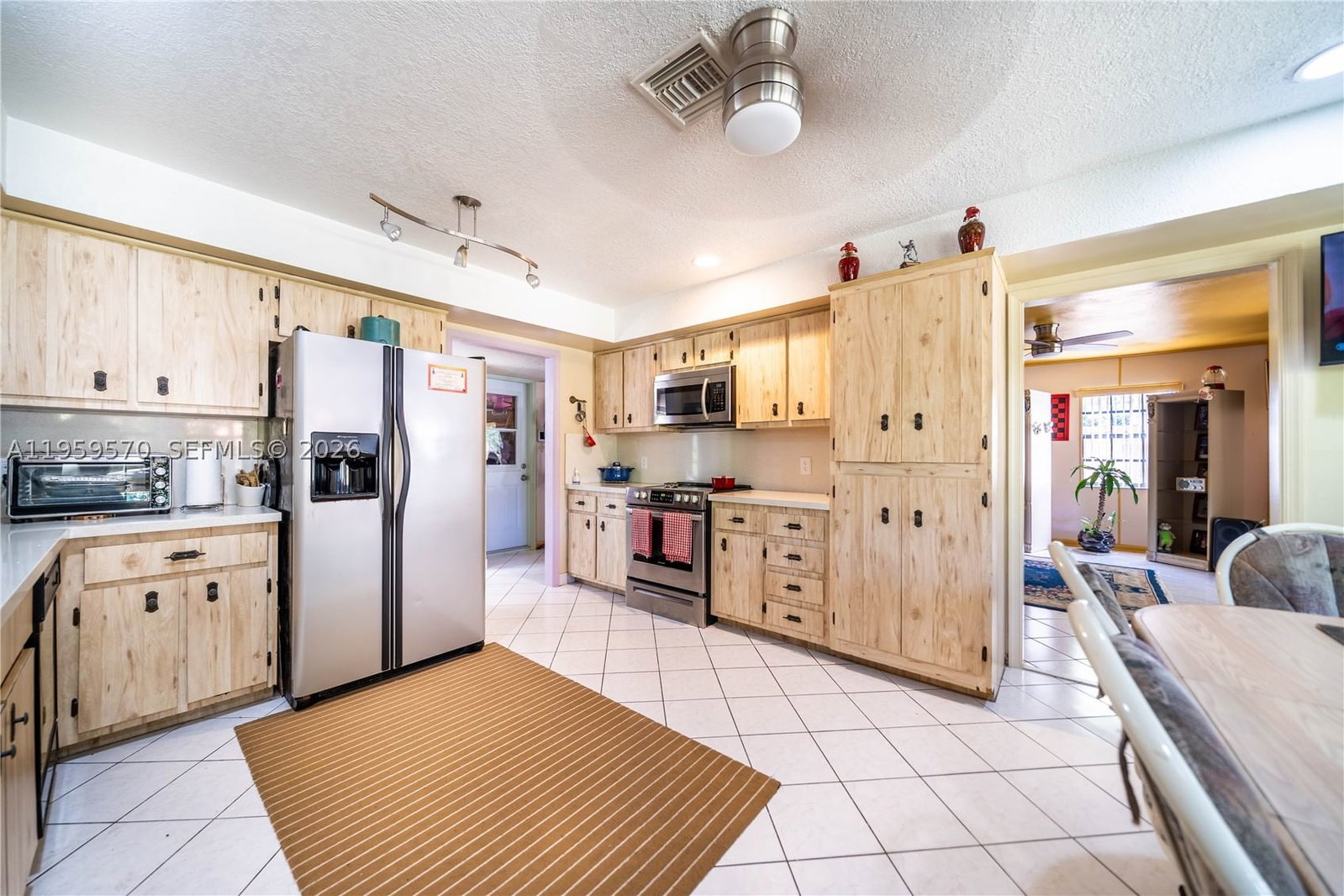 Real estate property located at 6337 32nd St, Broward, Miami Gardens Estates Sec, Miramar, FL