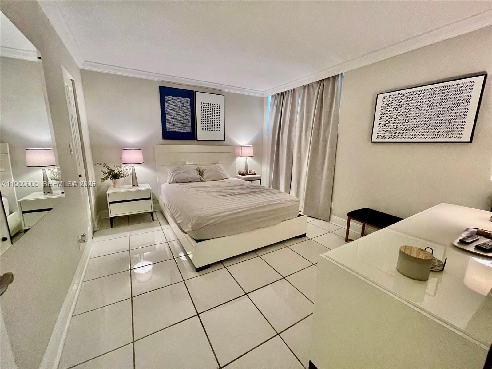 Real estate property located at 4800 Bayview Dr #505, Broward, Coral Towers Condo, Fort Lauderdale, FL