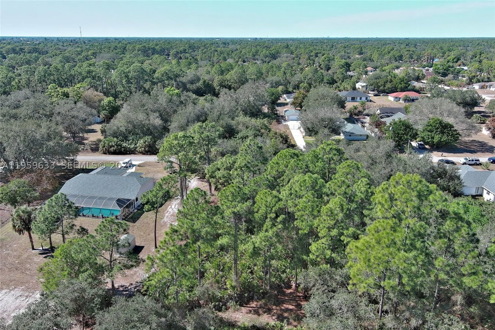 Real estate property located at 414 Lake Ave, Lee, Lehigh Acres, Lehigh Acres, FL