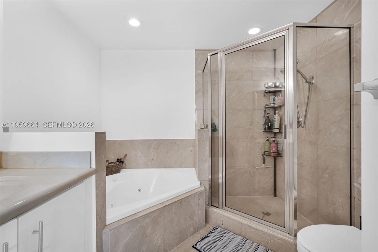 Real estate property located at 7910 Harbor Island Dr #1103, Miami-dade, 360 Condo B, North Bay Village, FL