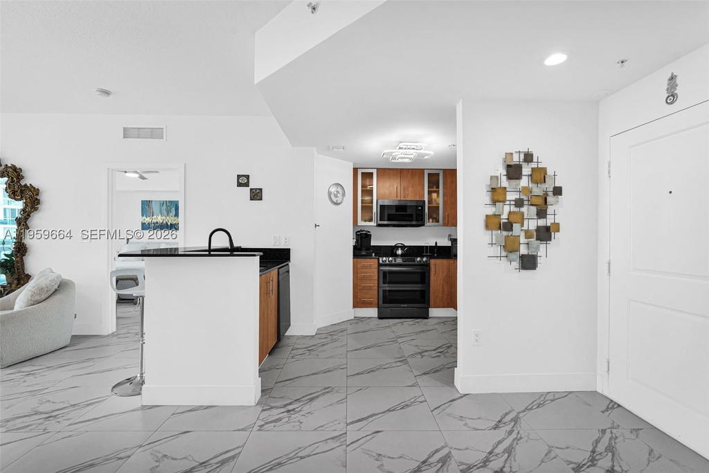 Real estate property located at 7910 Harbor Island Dr #1103, Miami-dade, 360 Condo B, North Bay Village, FL