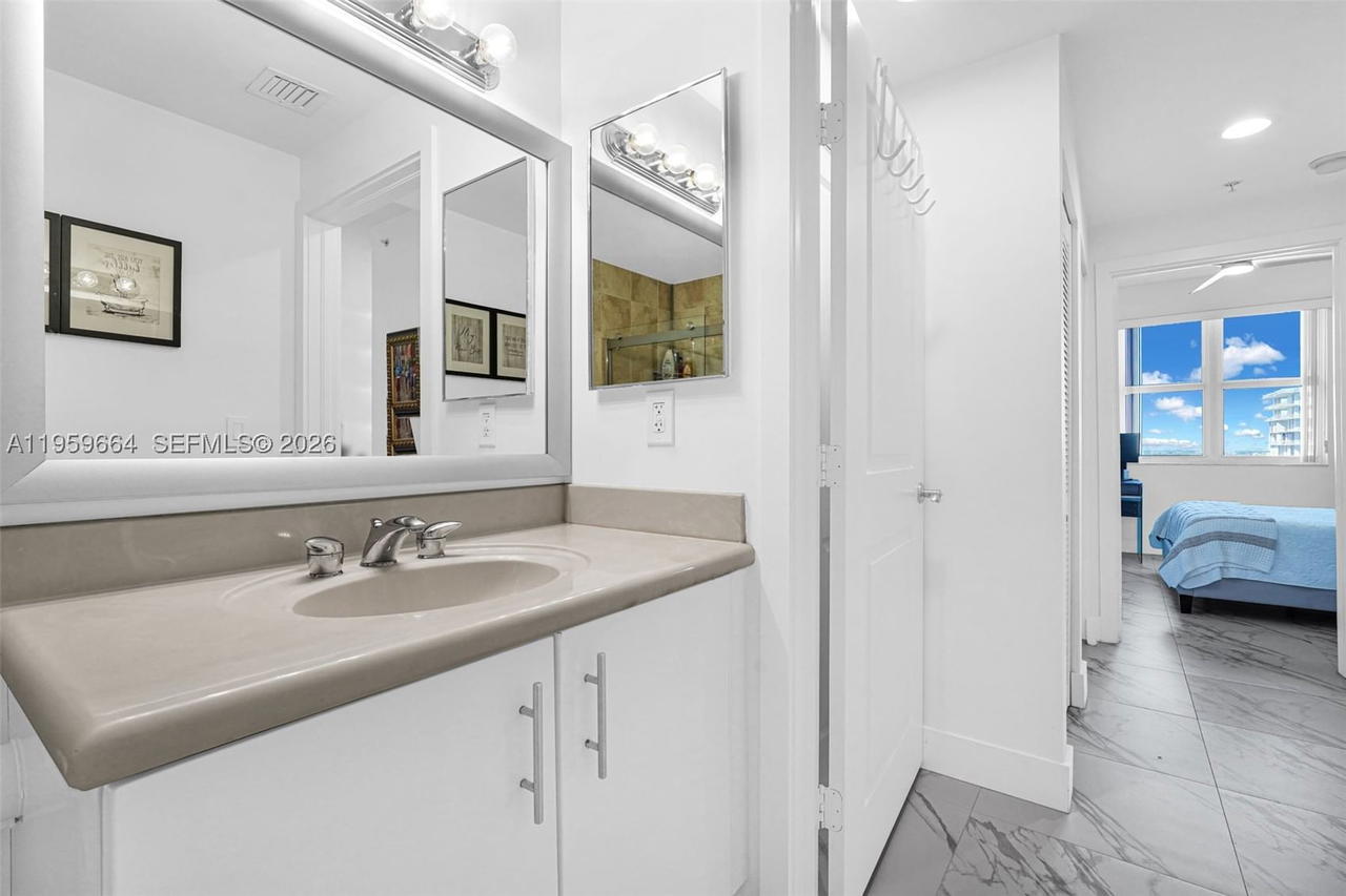Real estate property located at 7910 Harbor Island Dr #1103, Miami-dade, 360 Condo B, North Bay Village, FL