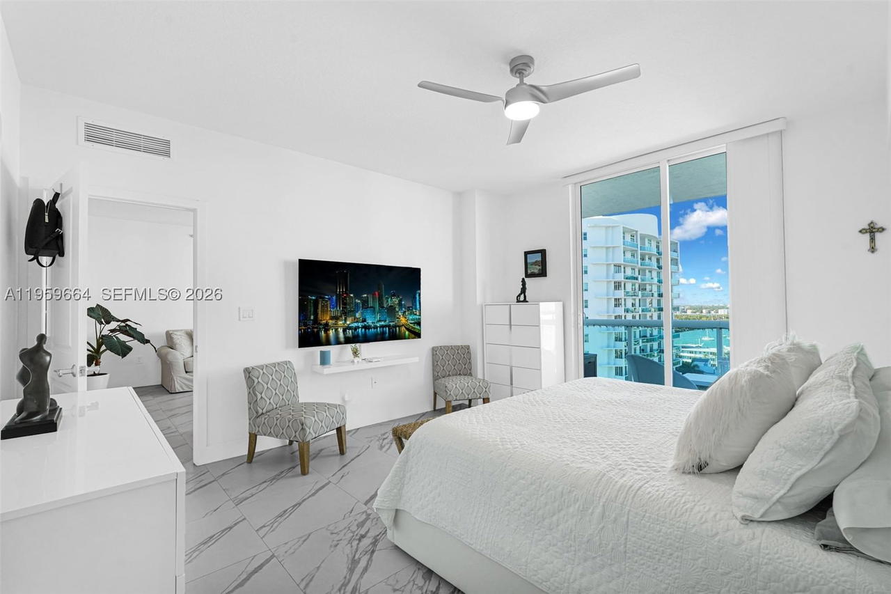 Real estate property located at 7910 Harbor Island Dr #1103, Miami-dade, 360 Condo B, North Bay Village, FL