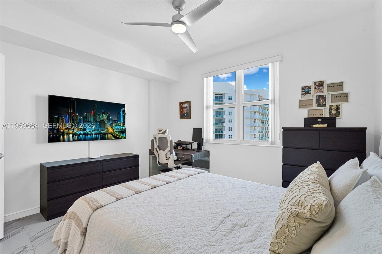 Real estate property located at 7910 Harbor Island Dr #1103, Miami-dade, 360 Condo B, North Bay Village, FL
