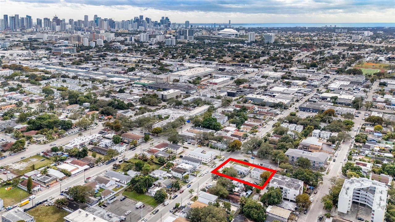 Real estate property located at 2616 23rd Ave, Miami-dade, Westhaven, Miami, FL