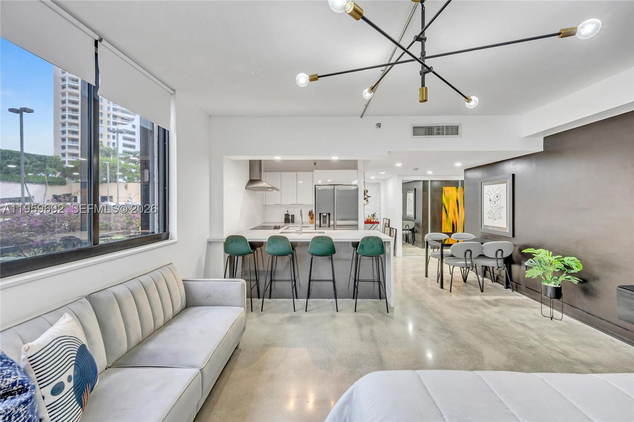 Real estate property located at 540 Brickell Key Dr #409, Miami-dade, Brickell Key Ii Condo, Miami, FL