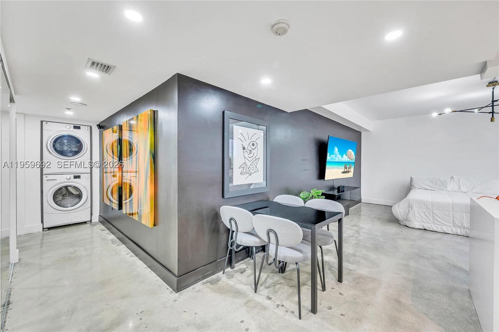 Real estate property located at 540 Brickell Key Dr #409, Miami-dade, Brickell Key Ii Condo, Miami, FL