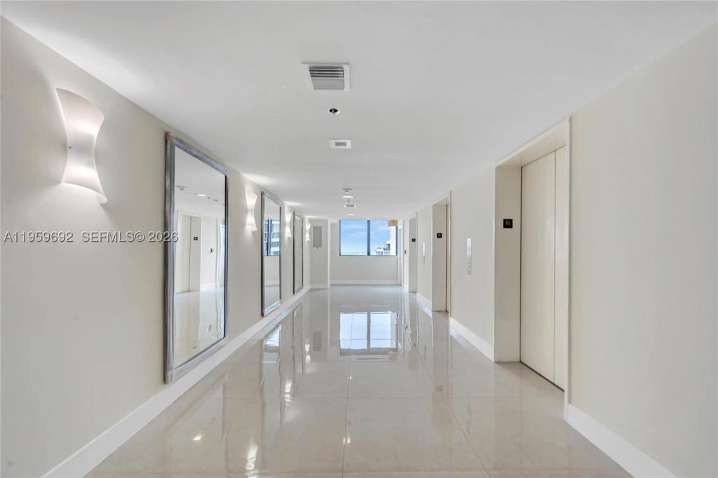 Real estate property located at 540 Brickell Key Dr #409, Miami-dade, Brickell Key Ii Condo, Miami, FL