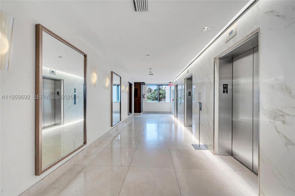Real estate property located at 540 Brickell Key Dr #409, Miami-dade, Brickell Key Ii Condo, Miami, FL