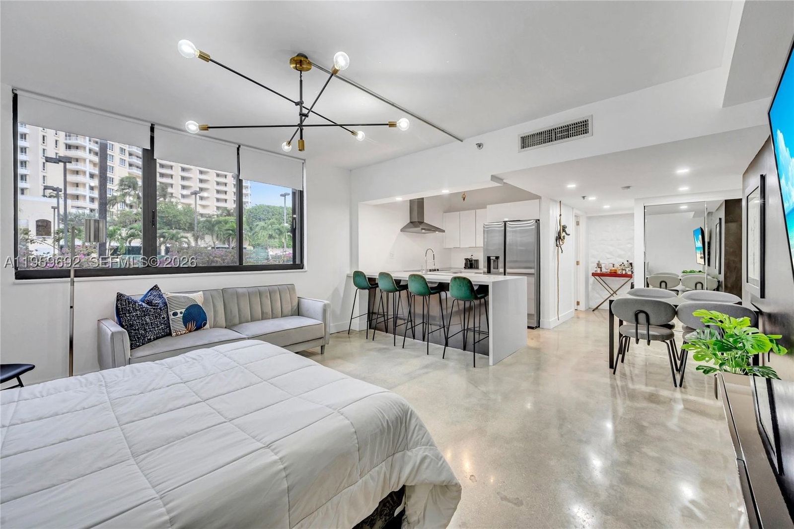 Real estate property located at 540 Brickell Key Dr #409, Miami-dade, Brickell Key Ii Condo, Miami, FL