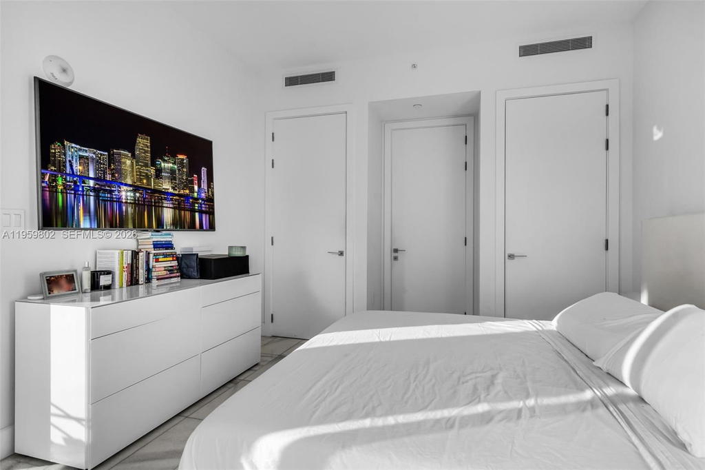 Real estate property located at 700 26th Ter #1004, Miami-dade, Escottonia Park, Miami, FL