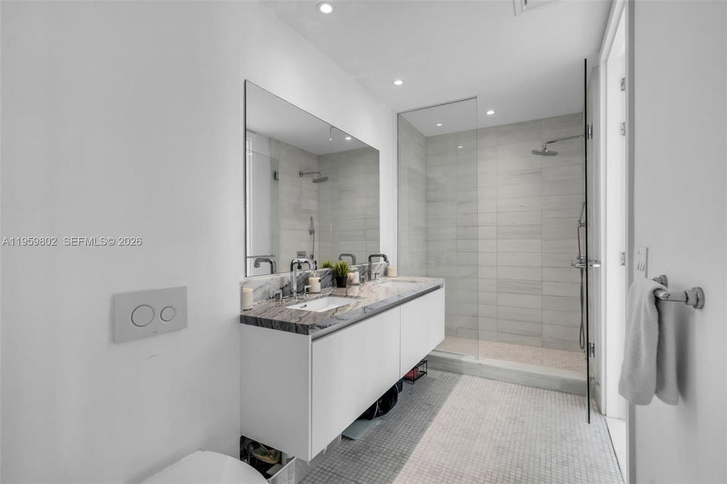 Real estate property located at 700 26th Ter #1004, Miami-dade, Escottonia Park, Miami, FL