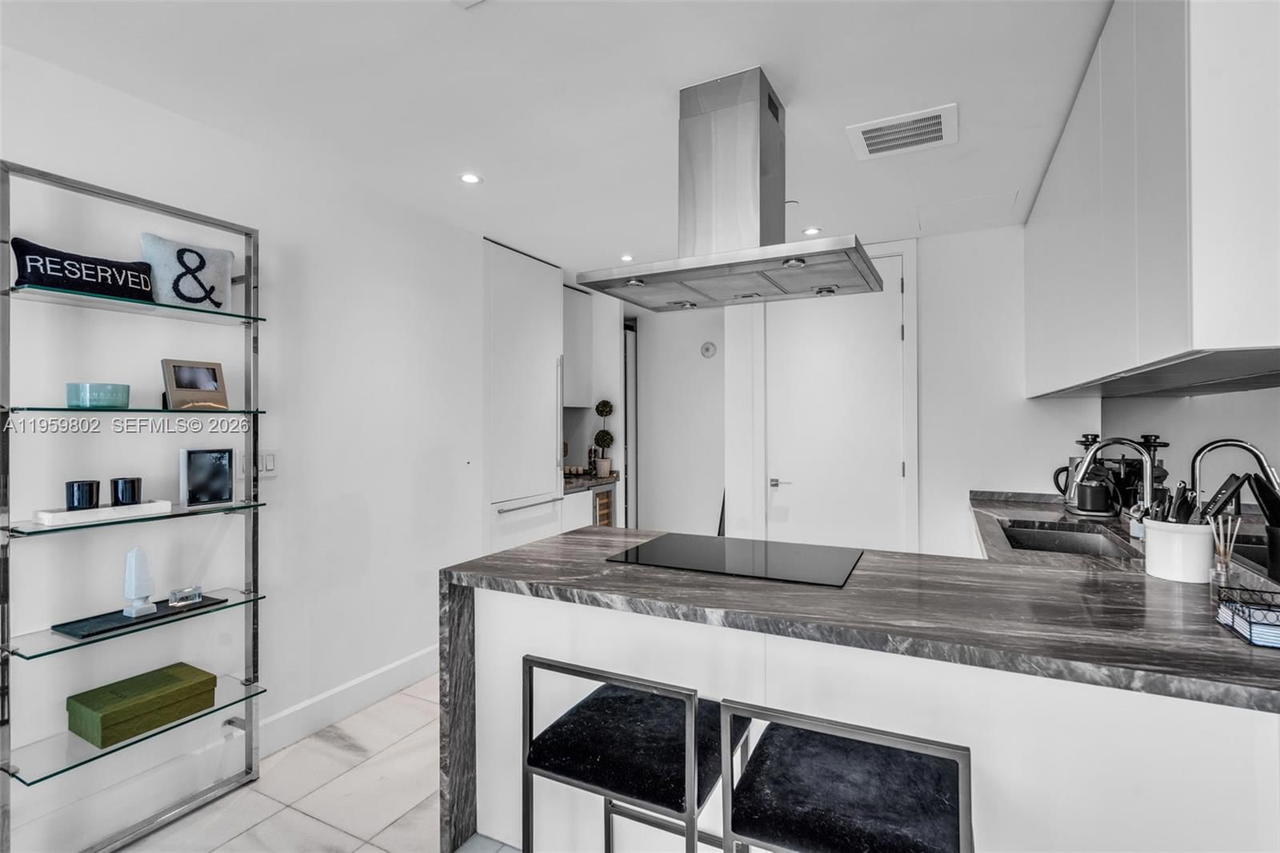 Real estate property located at 700 26th Ter #1004, Miami-dade, Escottonia Park, Miami, FL