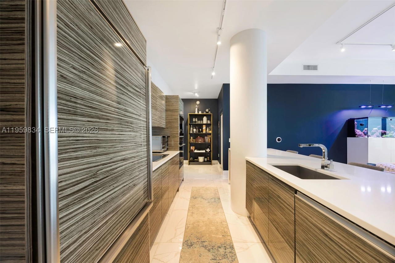 Real estate property located at 460 28th St PH 4002, Miami-dade, Icon Bay Condo, Miami, FL