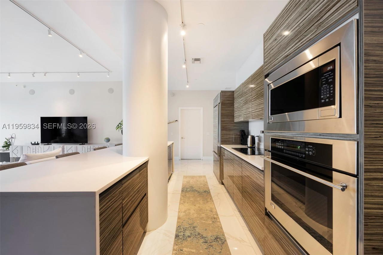 Real estate property located at 460 28th St PH 4002, Miami-dade, Icon Bay Condo, Miami, FL