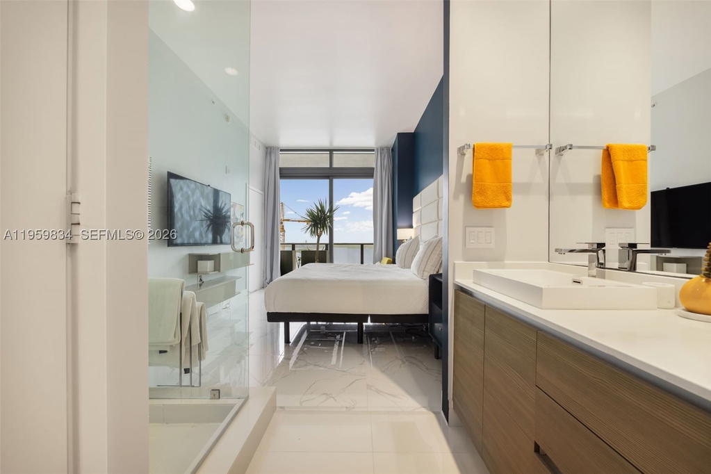 Real estate property located at 460 28th St PH 4002, Miami-dade, Icon Bay Condo, Miami, FL
