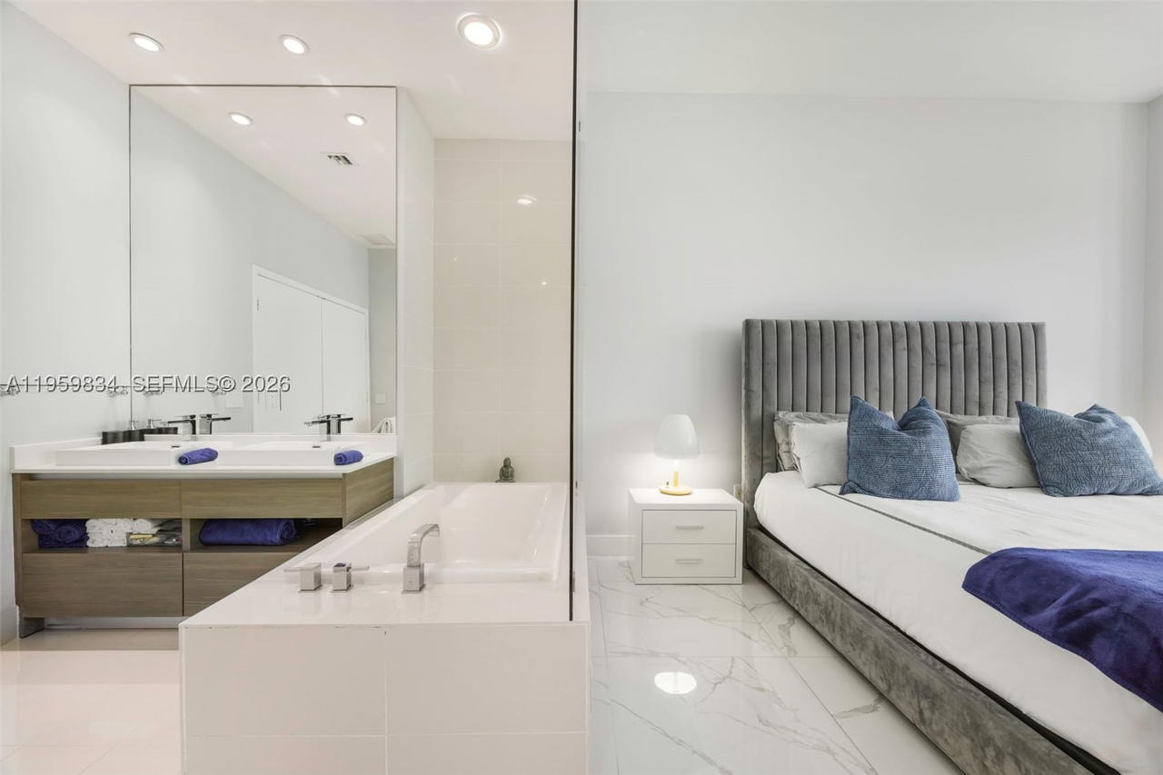 Real estate property located at 460 28th St PH 4002, Miami-dade, Icon Bay Condo, Miami, FL