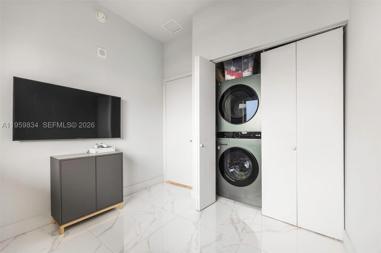 Real estate property located at 460 28th St PH 4002, Miami-dade, Icon Bay Condo, Miami, FL