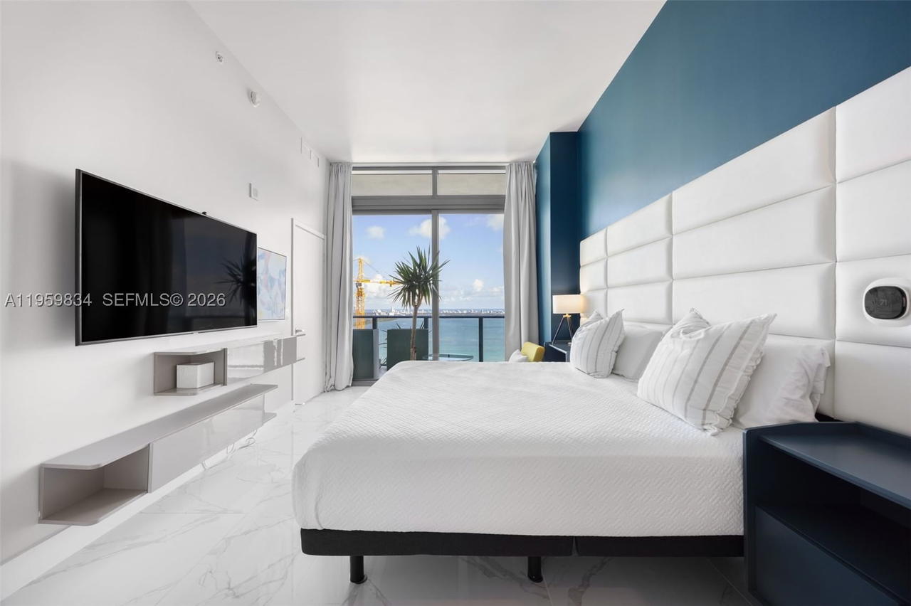 Real estate property located at 460 28th St PH 4002, Miami-dade, Icon Bay Condo, Miami, FL