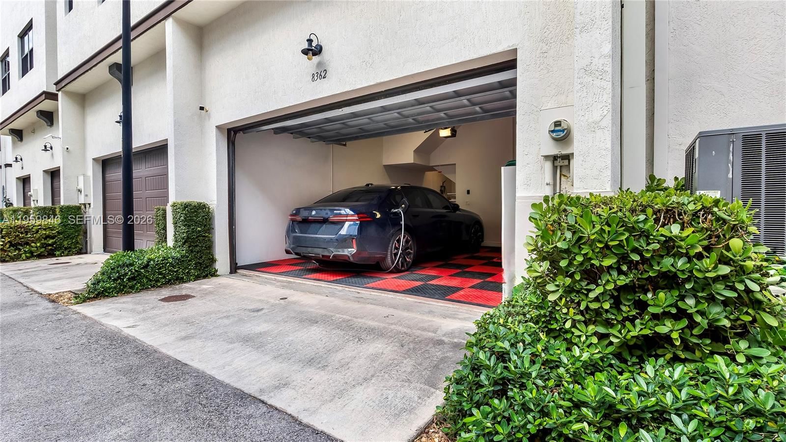 Real estate property located at 8362 52nd Ter, Miami-dade, Downtown Doral Dutcher, Doral, FL