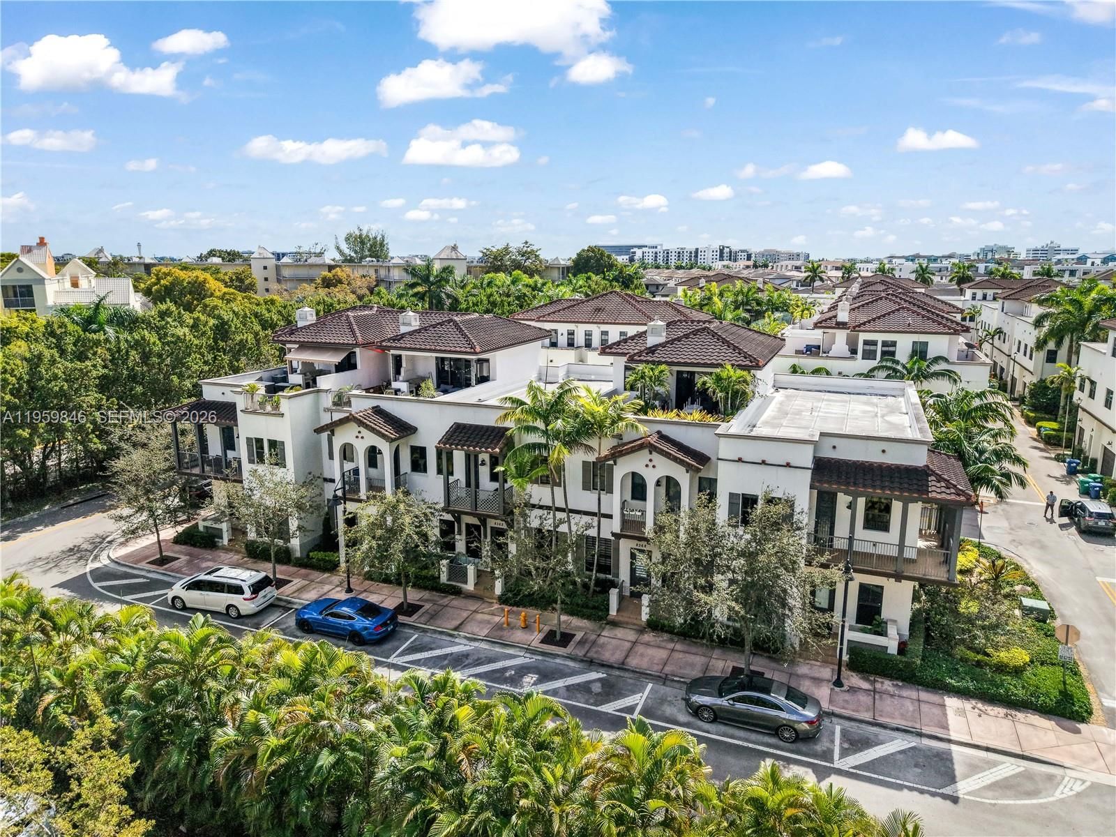 Real estate property located at 8362 52nd Ter, Miami-dade, Downtown Doral Dutcher, Doral, FL