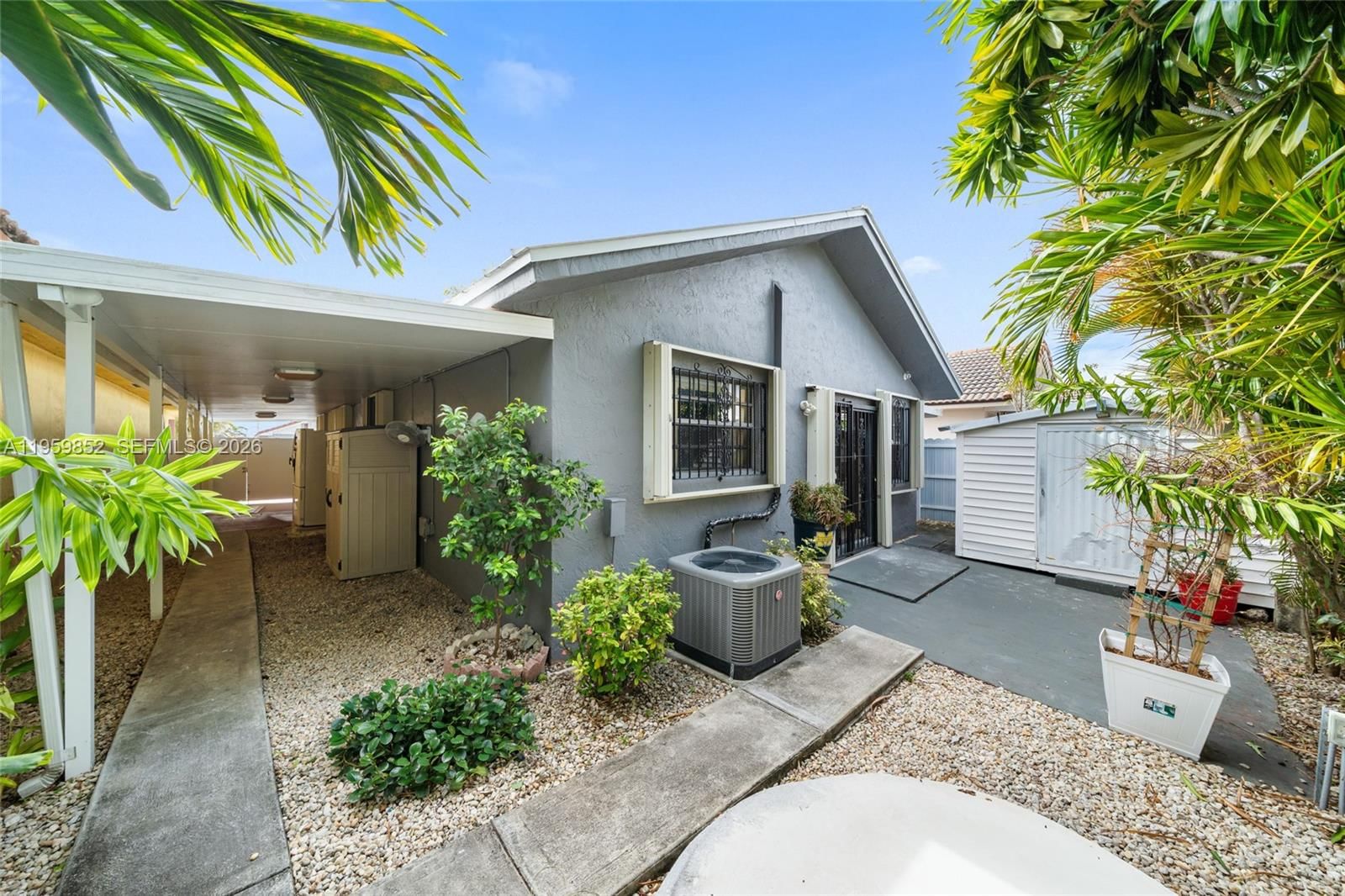 Real estate property located at 2755 74th St, Miami-dade, Alameda Jardins, Hialeah, FL