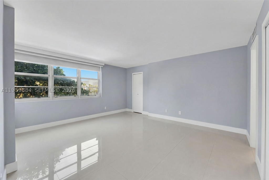 Real estate property located at 9500 Bay Harbor Dr #2H, Miami-dade, St Regis Apts Condo, Bay Harbor Islands, FL