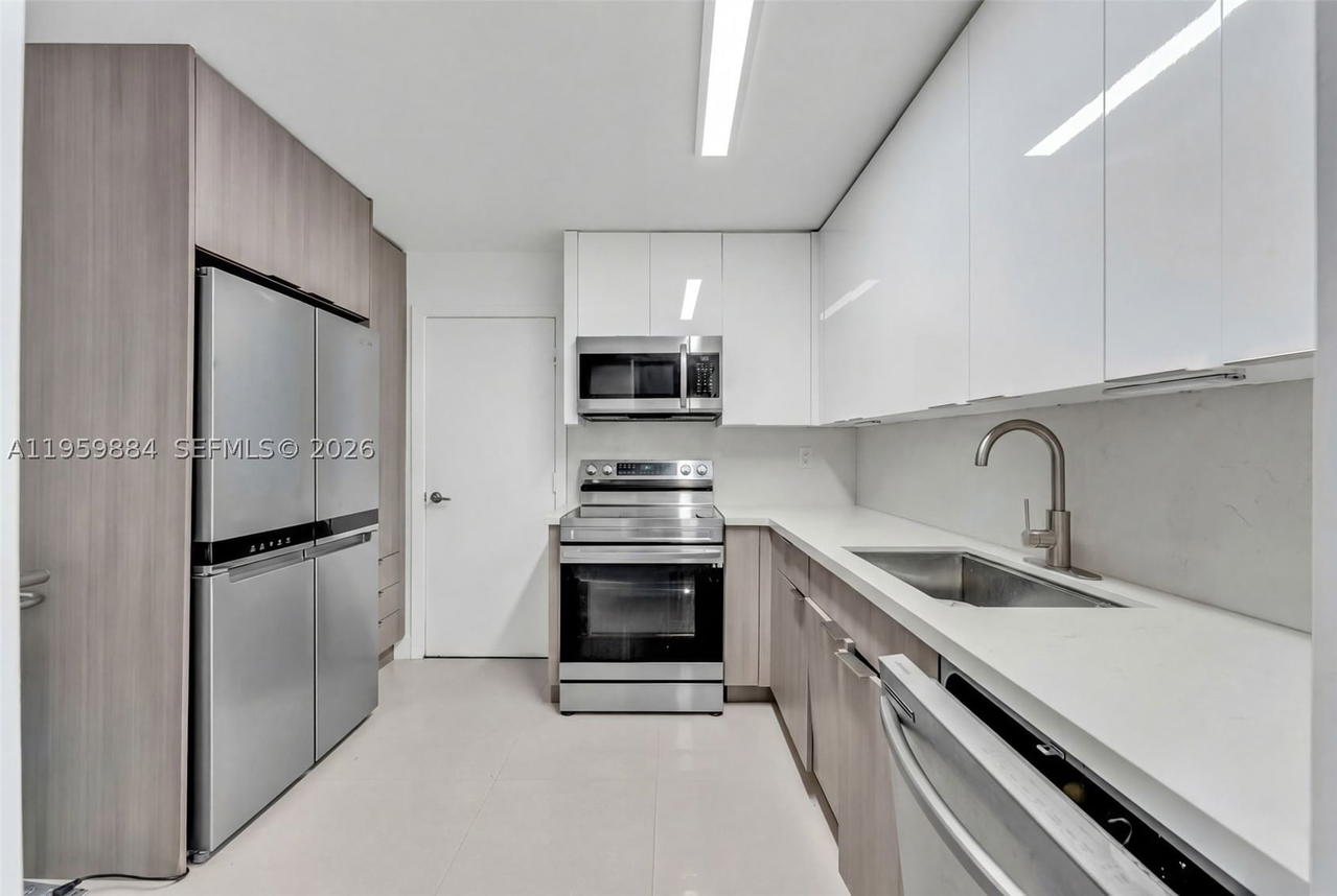Real estate property located at 9500 Bay Harbor Dr #2H, Miami-dade, St Regis Apts Condo, Bay Harbor Islands, FL