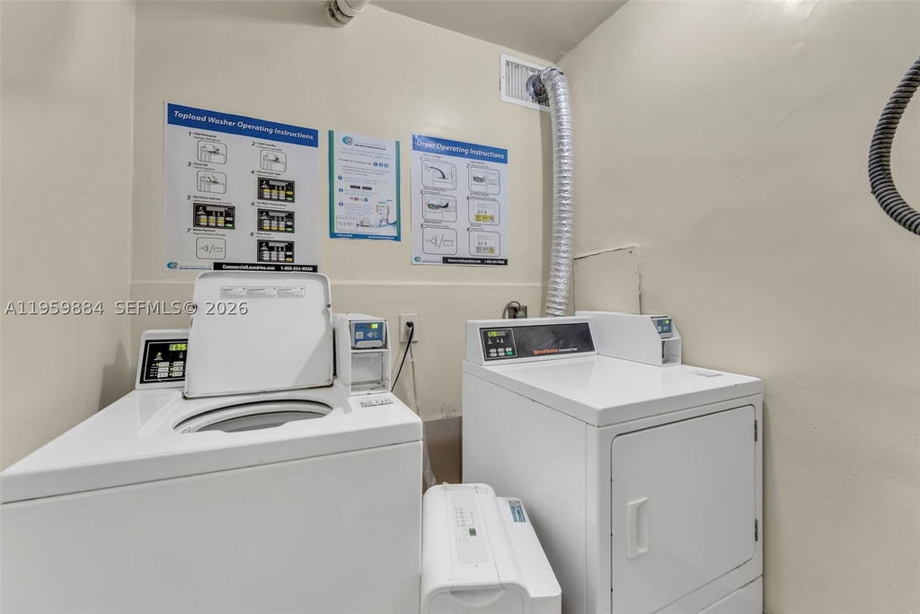 Real estate property located at 9500 Bay Harbor Dr #2H, Miami-dade, St Regis Apts Condo, Bay Harbor Islands, FL
