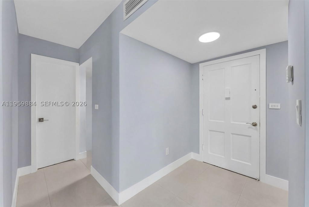 Real estate property located at 9500 Bay Harbor Dr #2H, Miami-dade, St Regis Apts Condo, Bay Harbor Islands, FL