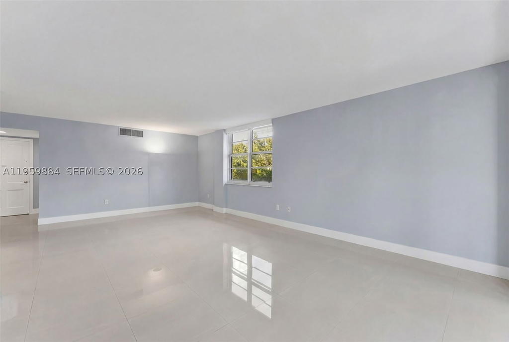 Real estate property located at 9500 Bay Harbor Dr #2H, Miami-dade, St Regis Apts Condo, Bay Harbor Islands, FL