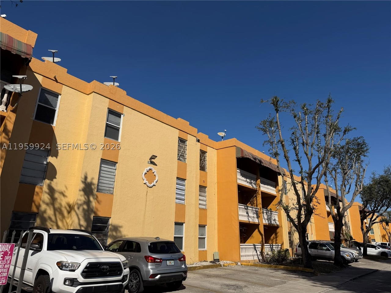 Real estate property located at 575 69th St #205, Miami-dade, Bella Venezia Condo, Hialeah, FL