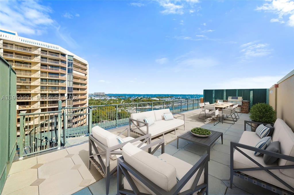 Real estate property located at 2951 Bayshore Dr PH-3, Miami-dade, The Mutiny Condo, Miami, FL