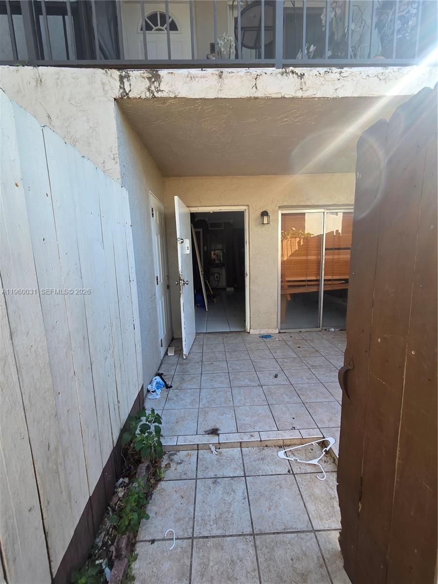 Real estate property located at 15675 82nd Cir Ln #3-3, Miami-dade, View West Condo Ph I, Miami, FL