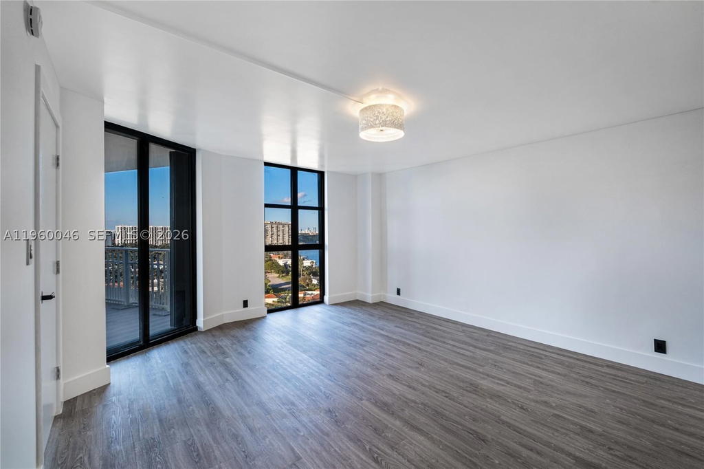 Real estate property located at 4000 Towerside Ter #1509, Miami-dade, The Towers Of Quayside Co, Miami, FL