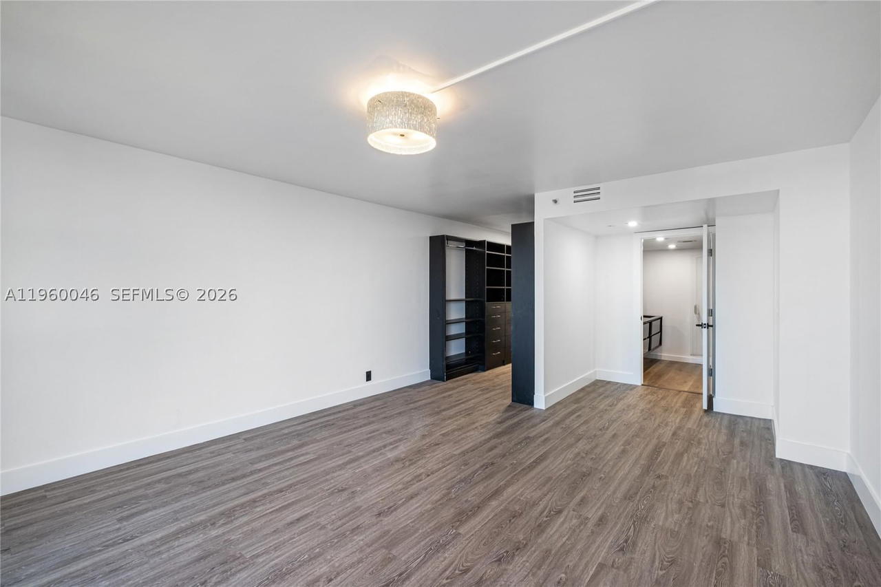 Real estate property located at 4000 Towerside Ter #1509, Miami-dade, The Towers Of Quayside Co, Miami, FL