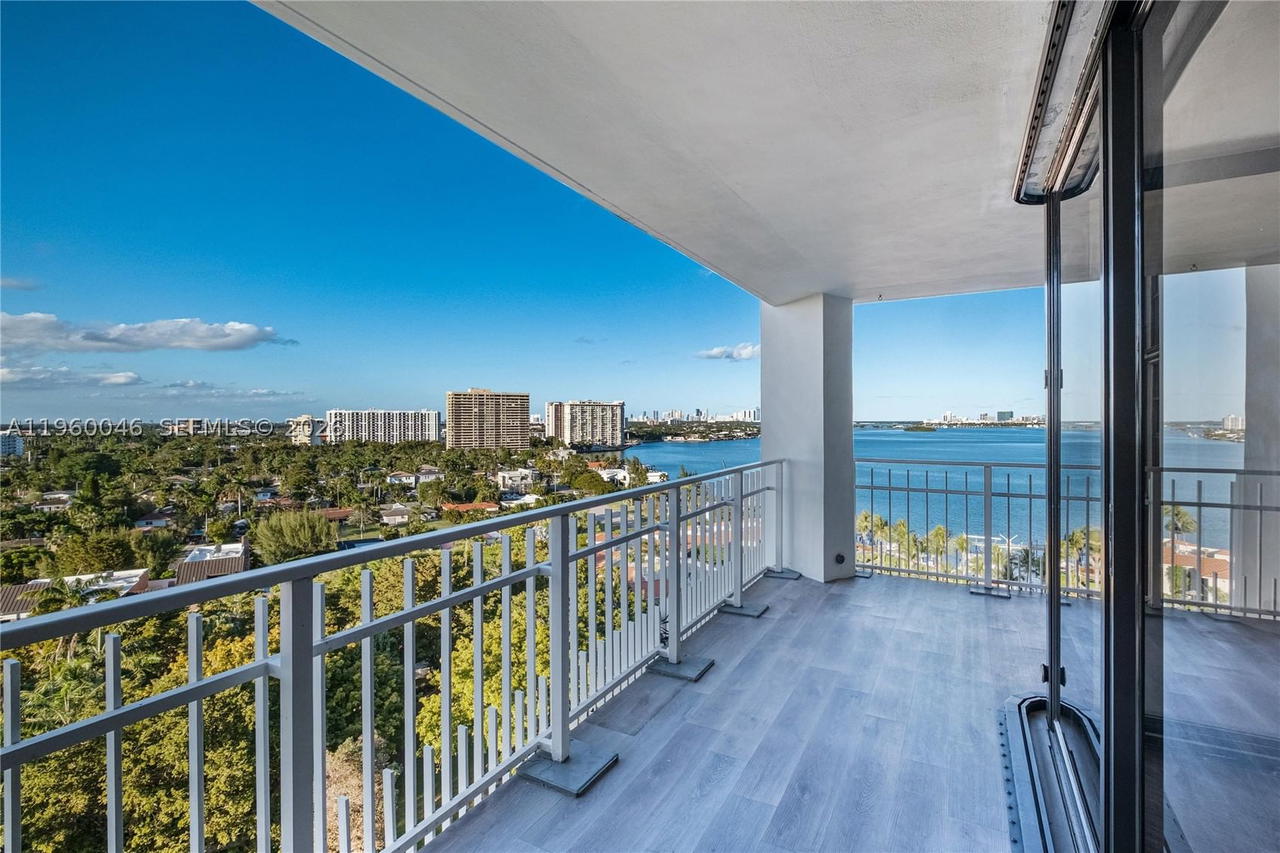 Real estate property located at 4000 Towerside Ter #1509, Miami-dade, The Towers Of Quayside Co, Miami, FL