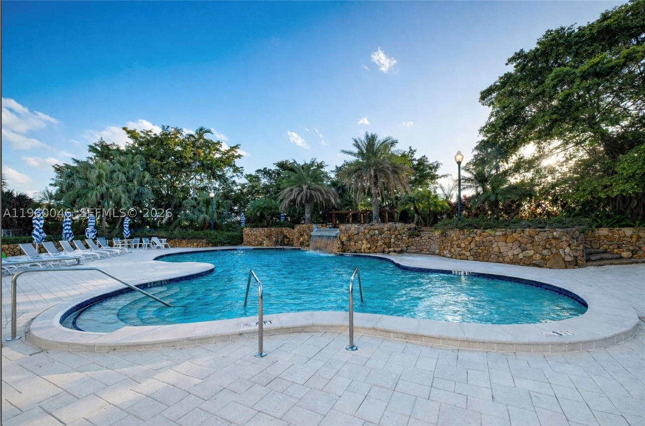 Real estate property located at 4000 Towerside Ter #1509, Miami-dade, The Towers Of Quayside Co, Miami, FL