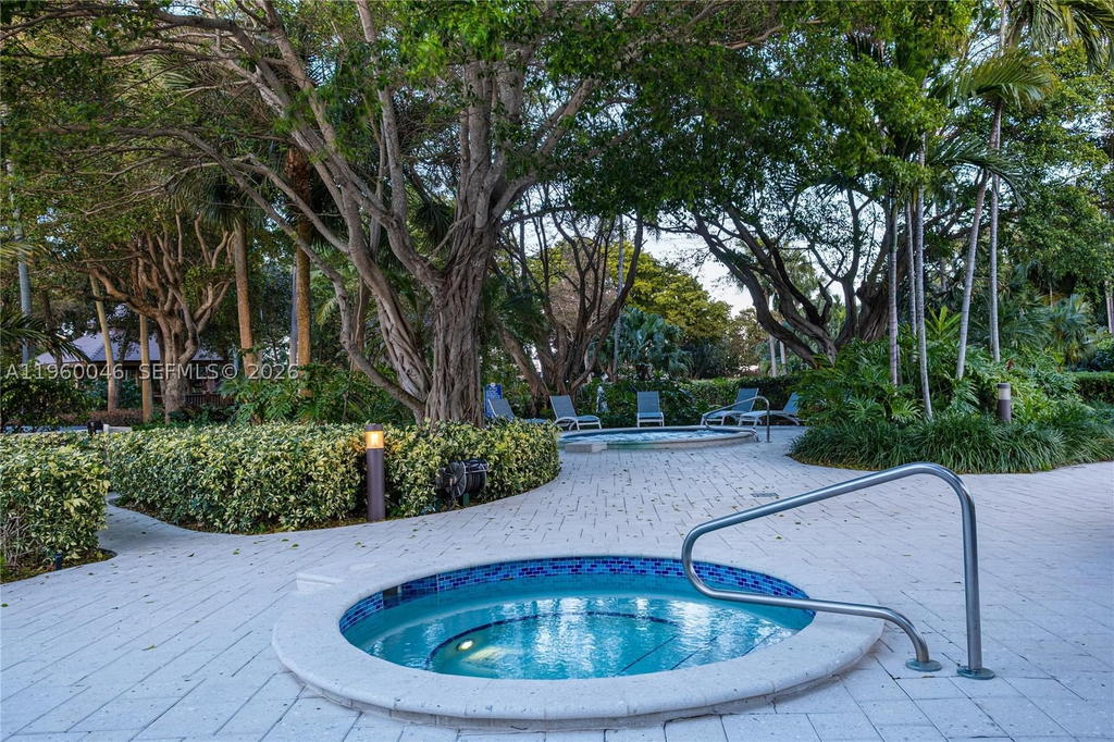 Real estate property located at 4000 Towerside Ter #1509, Miami-dade, The Towers Of Quayside Co, Miami, FL