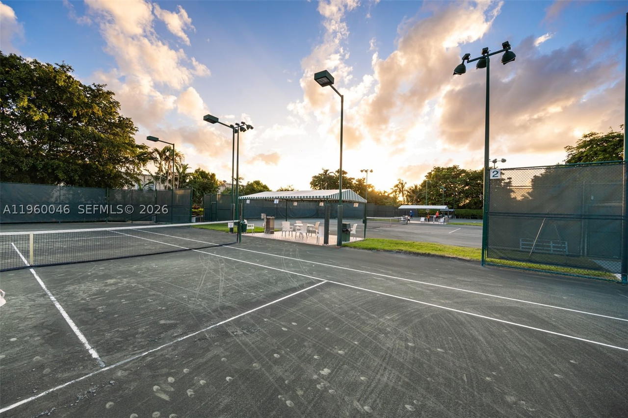 Real estate property located at 4000 Towerside Ter #1509, Miami-dade, The Towers Of Quayside Co, Miami, FL