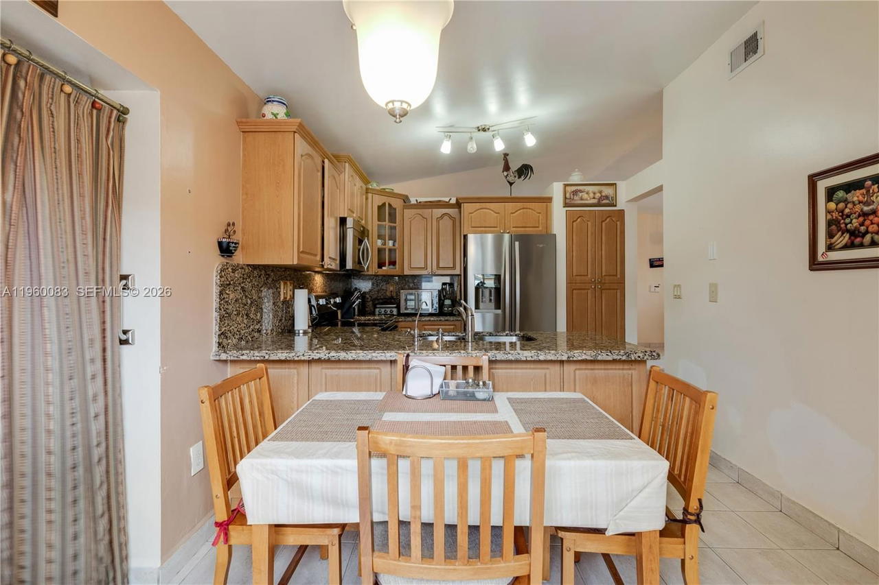 Real estate property located at 20103 57th Pl, Miami-dade, Country Lake Manors Sec 2, Hialeah, FL