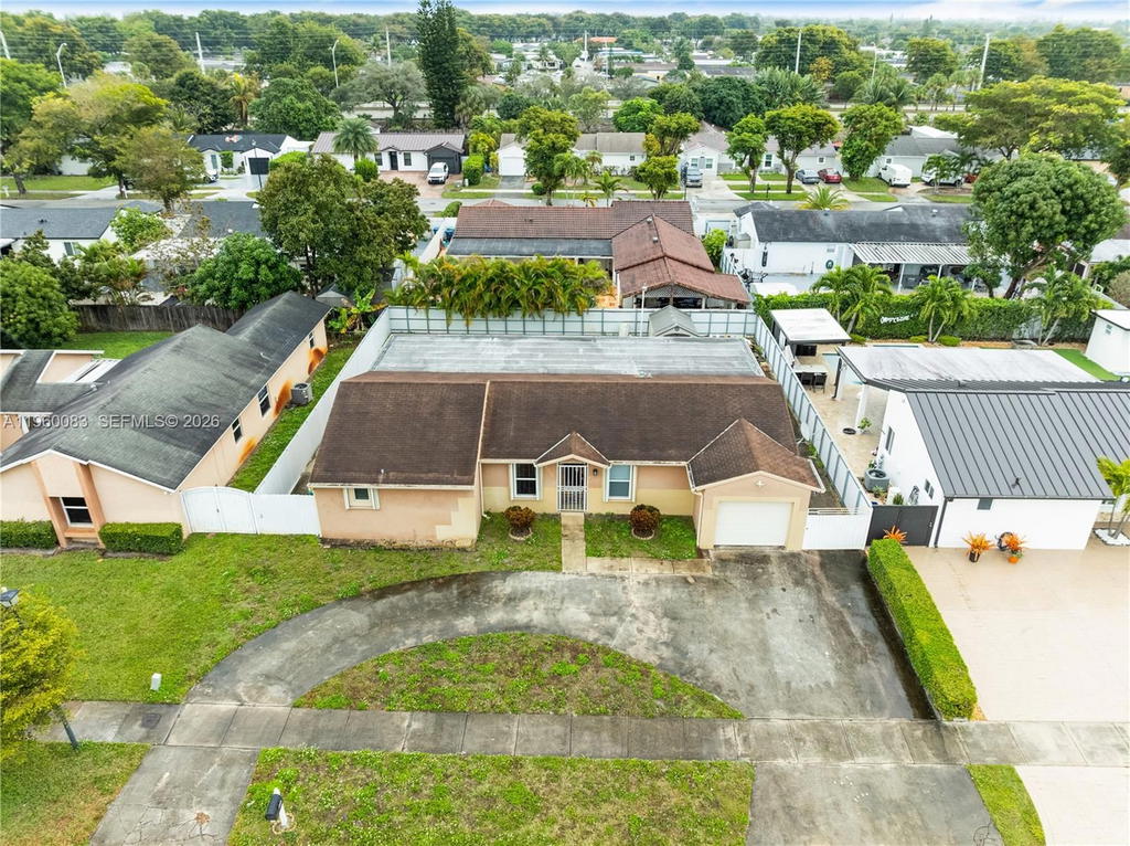 Real estate property located at 20103 57th Pl, Miami-dade, Country Lake Manors Sec 2, Hialeah, FL