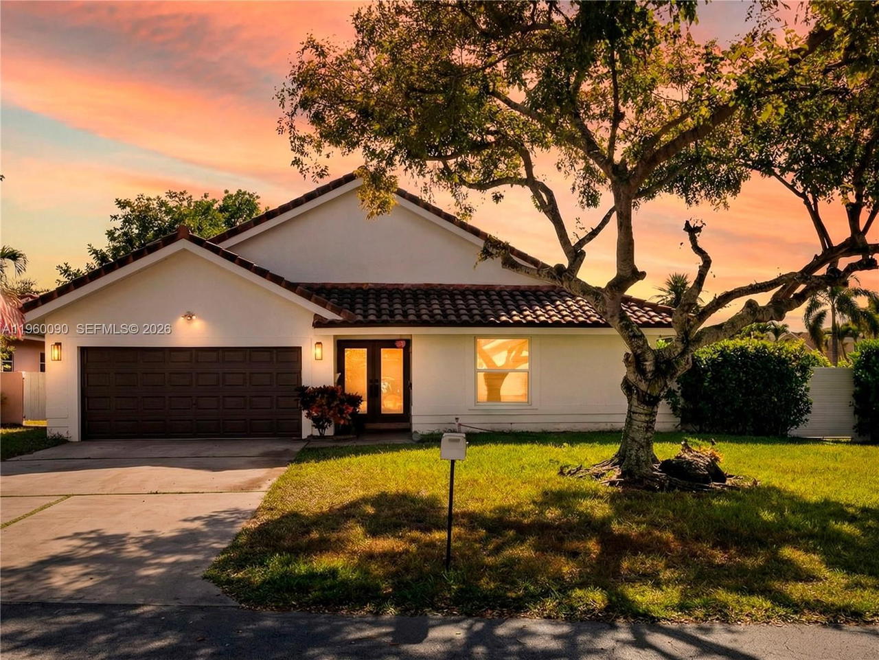 Real estate property located at 20550 7th St, Broward, Chapel Trail Replat, Pembroke Pines, FL