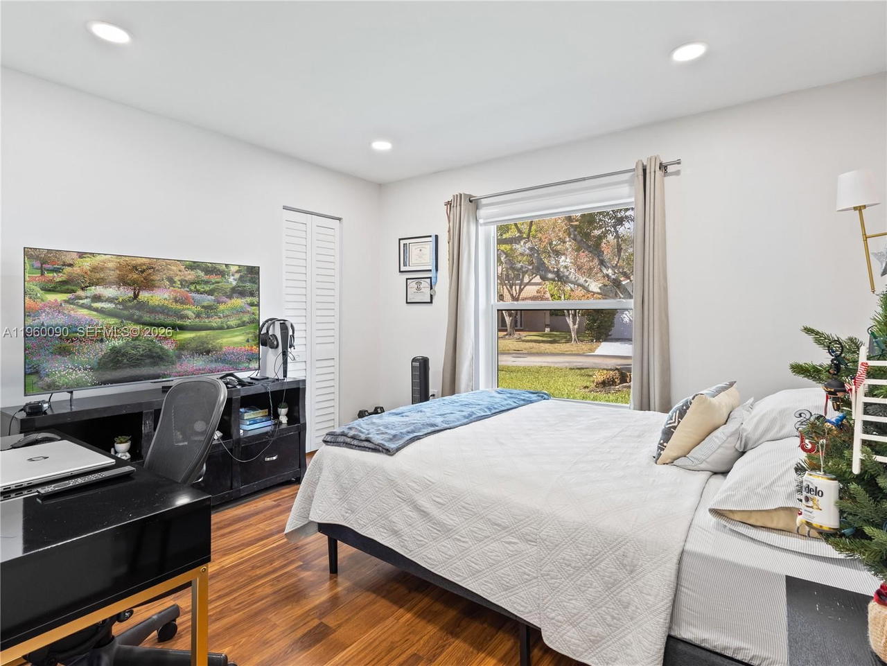 Real estate property located at 20550 7th St, Broward, Chapel Trail Replat, Pembroke Pines, FL