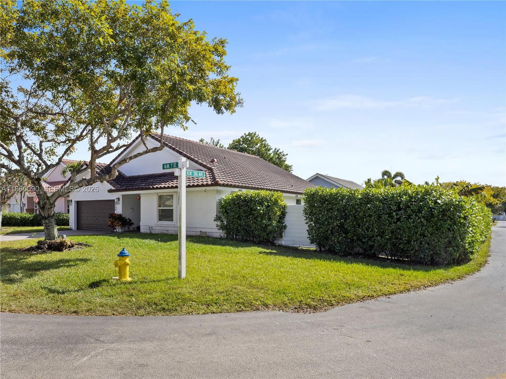 Real estate property located at 20550 7th St, Broward, Chapel Trail Replat, Pembroke Pines, FL